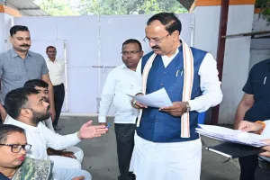 जनता दर्शन बना जन संवाद का सशक्त माध्यम : केशव मौर्य