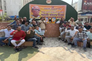 कानपुर उद्योग व्यापार मण्डल ने मनाई दत्तोपंत ठेंगड़ी की जयंती मनाई, आदर्शों को किया याद