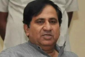 चुनाव खत्म होते ही बिहार में कांग्रेस को बड़ा झटका, सीनियर नेता शकील अहमद खान ने पार्टी से दिया इस्तीफा