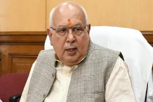 कृषि मंत्री शाही ने किसानों को किया आश्वस्त, प्रदेश में पर्याप्त खाद उपलब्ध 