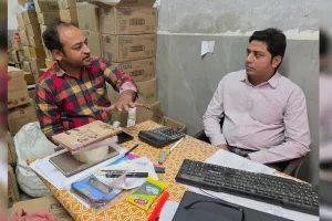 UP: धमाके से 20 मिनट पहले लाल किले के पास थे संभल के व्यापारी