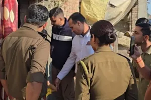 UP: गुजरात एटीएस ने सुहेल के घर पर डेढ़ घंटे तक की छानबीन