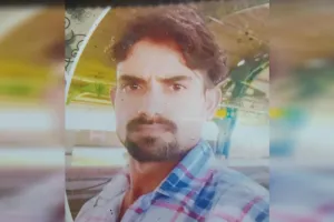 Rampur: अज्ञात वाहन की टक्कर से बाइक सवार युवक की मौत 