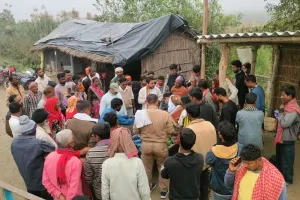 UP: पीलीभीत के इस गांव में नेपाल से आए हाथियों का कहर...घर में सो रहे अधेड़ को कुचलकर मार डाला