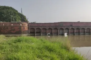 Rampur : कोसी नदी क्षेत्र में अवैध कब्जा करने पर तीन के खिलाफ मुकदमा