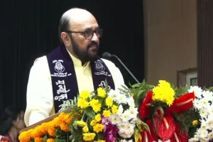 दीक्षांत समारोह: योगेंद्र उपाध्याय बोले-शिक्षा मानवता की रक्षा के लिए, मगर कौनसी शिक्षा डॉक्टरों को बना रही आतंकी