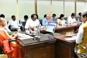 आउटसोर्स सेवा निगम बना... नियमावली और कार्यान्वयन तंत्र नहीं, यूपी सरकार की मंजूरी के बाद भी प्रावधान फाइलों में कैद