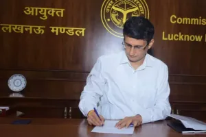 UP NEWS: CMO उन्नाव से स्पष्टीकरण, चिकित्सा अधीक्षक को चेतावनी... नहीं हुआ सुधार तो होगी कार्रवाई