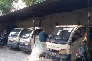 फॉगिंग की गाड़ियों को नहीं मिल रहा डीजल... जोनों में खड़ीं गाड़ियां, नहीं हो रही फॉगिंग