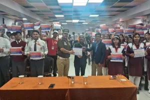 यातायात माह: छात्र-छात्राओं को दी गई नियमों की जानकारी, डीसीपी यातायात के निर्देश पर स्कूलों में चला जागरूकता अभियान