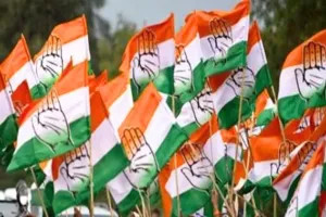 UP News: कांग्रेस कार्यकर्ता भी जुटे एसआईआर अभियान में...  प्रदेश की 403 विधानसभा क्षेत्रों में 1400 से ज्यादा प्रभारी तैनात 