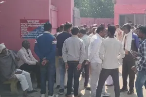 सहारनपुर में सड़क दुर्घटना में दो सगे भाइयों की मौत, छह अन्य घायल 