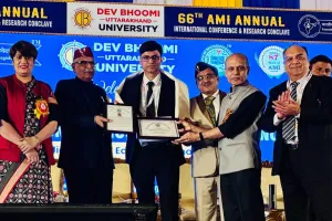 बीबीएयू के नवीन अरोरा को मिली फेलोशिप उपाधि... Prof. Arora की खोज से यूपी में ऊसर भूमि की उत्पादकता बढ़ी