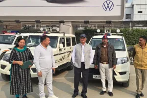 133 वाहनों का हुआ चालान, 69 निरुद्ध... हवाई अड्डे पर निजी वाहनों के व्यावसायिक उपयोग पर विशेष अभियान