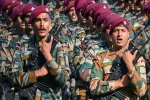 Varanasi: अनुशासन, उत्साह और गौरव का देखने को मिला अद्भुत समन्वय, 353 अग्निवीरों ने गीता पर हाथ रखकर ली राष्ट्र रक्षा की शपथ