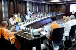 लाखों कर्मचारियों को अधिक सुविधाएं मिलने का रास्ता साफ, दुकान और वाणिज्य अधिष्ठान कानून-1962 में बड़ा संशोधन