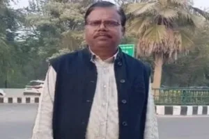 ब्रेन हेमरेज से बीएलओ की मौत, दबाव बनाकर एसआईआर का काम कराने का आरोप