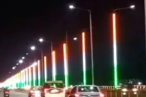 डिफेंस एक्सपो के आस-पास तिरंगा लाइटों से सजाए जाएंगे मुख्य मार्ग, नगर निगम और एलडीए मिलकर करेंगे लाइटिंग