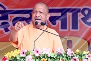 UP News: सीतामढ़ी से लेकर पश्चिमी चंपारण तक बिहार की जनता को साधेंगे सीएम योगी, चुनावी रैलियों को करेंगे संबोधित 