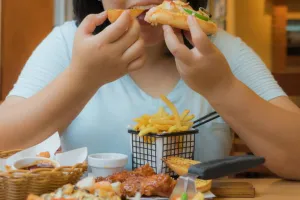  जंक फूड, मैदा, बेकरी से बने उत्पादों के सेवन से बचें... हर दस में तीन व्यक्ति गुदा रोग से पीड़ित