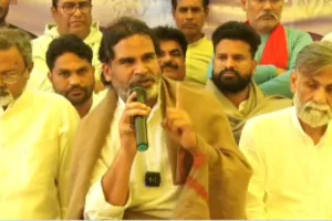 'बिहार में जीत के लिए महिलाओं के खातों में जमा किए 10-10 हजार...', प्रशांत किशोर ने पीएम मोदी-अमित शाह और नीतीश पर लगाए गंभीर आरोप, किया बड़ा ऐलान 