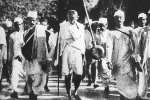 छह नवंबर: महात्मा गांधी ने दक्षिण अफ्रीका में रंगभेद के खिलाफ ‘ग्रेट मार्च’ किया था शुरू 