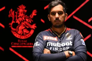 Malolan Rangarajan: मालोलन रंगराजन बने आरसीबी महिला टीम के मुख्य कोच, जानें क्या बोलीं स्मृति मंधाना 