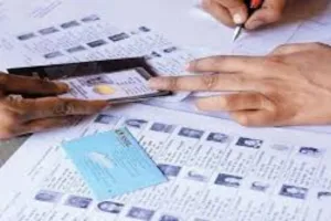 SIR News: तमाम मतदाताओं को गणना प्रपत्र भरने में भी हो रही दिक्कत