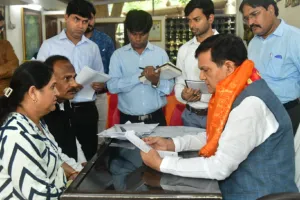 जनता को राहत मिले बिना शासन की सार्थकता सिद्ध नहीं... बोले एके शर्मा- हमारा लक्ष्य शिकायतें सुनना नहीं, समाधान स्थापित करना है