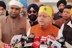 अयोध्या के राम मंदिर में में फहराया गया धर्म ध्वज... देहरादून में बांटी मिठाई राम नाम से गूंजा भाजपा कार्यालय