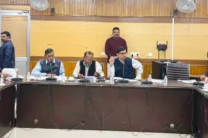 वरिष्ठ नागरिकों को मिले सम्मान, सुरक्षा और सुविधा... यूपी राज्य वरिष्ठ नागरिक नीति 2016 की समीक्षा बैठक में विभागों ने तय किया रोडमैप