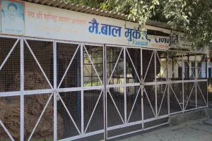 पीलीभीत: करोड़ों की ठगी कर फरार आढ़ती और मुनीम पर FIR...अब पुलिस छानबीन में जुटी 