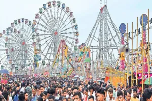बंथरा के बनी में चार दिवसीय हटिया मेला शुरू, भाजपा नेता शंकरी सिंह ने किया शुभारंभ, पार्किंग और सुरक्षा के लिए विशेष इंतजाम
