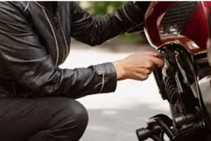 बाइक को भी चाहिए विंटर केयर  ठंड में स्टार्टिंग प्रॉब्लम सॉल्यूशन