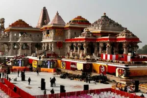  राम मंदिर ध्वजारोहण समारोह से व्यापारियों के चेहरे पर लौटी रौनक....होटल, गेस्ट हाउस, होम स्टे में बुकिंग तेज, कारोबार में आई तेजी