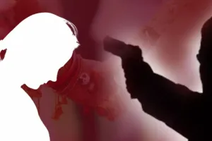  नोएडा में मामूली बात पर चला दी गोली...  प्रेमिका को उतारा मौत के घाट; फिर हुआ फरार, तलाश में जुटी पुलिस 