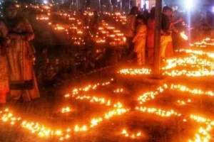 Dev-Diwali: 2.51 लाख दीपों से रोशन होगा लखनऊ में गोमती तट, मनकामेश्वर मंदिर में मां गोमती की महाआरती