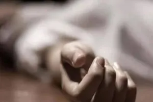 इटावा में बहन की कुल्हाड़ी से हत्या करने वाला चचेरा भाई फरार;   जांच में जुटी पुलिस, आपसी विवाद के चलते उठाया कदम 