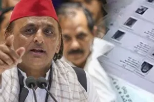    SIR एक साज़िश... सपा प्रमुख अखिलेश यादव का तीखा प्रहार, अभियान को बताया देश में लोकतंत्र के साथ धोखाधड़ी