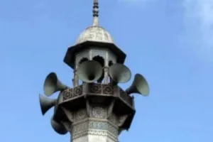  तेज आवाज में लाउडस्पीकर के इस्तेमाल पर कार्रवाई:बलिया में 17 मुकदमें दर्ज, निर्देशों का पालन करने की हिदायत 