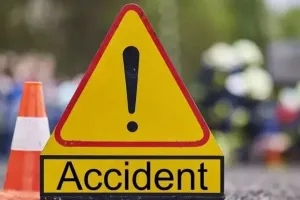 कानपुर में डंपर की टक्कर से युवक की मौत... साथी घायल, फरार चालक की तलाश में जुटी पुलिस