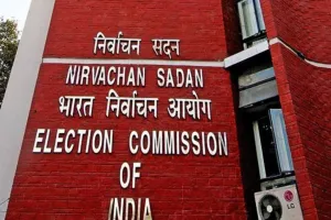 मतदेय स्थलों का संभाजन:  रैंप, पानी, शौचालय, विद्युत, कुर्सी-मेज की व्यवस्था, जिला निर्वाचन अधिकारी की हुई बैठक 