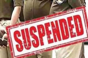  मुजफ्फरनगर में पुलिसकर्मी निलंबित...मोबाइल की दुकान के मालिक को परेशान का लगा आरोप, शिकायत के बाद निलंबन के आदेश