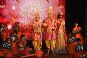 झूलेलाल घाट पर गोमती की महाआरती आज... 21 वर्ष पूर्ण होने पर 21 सौ दीपकों से जगमगाया कुड़ियाघाट