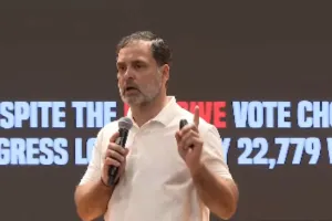 हरियाणा में 25 लाख वोट हुए चोरी... राहुल गांधी का बड़ा आरोप : हार में बदली गयी कांग्रेस की जीत 