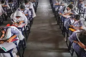 अब क्लिक पर तय होगा बोर्ड परीक्षा का केंद्र... नकल गैंग पर नकेल, शिक्षा विभाग ने लागू की डिजिटल व्यवस्था 