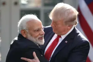   व्यापार वार्ता सुलझाने भारत आ रहे ट्रंप! पीएम मोदी को बताया अच्छा नेता...बोले-रूस से काफी हद तक कम किया तेल खरीदना   