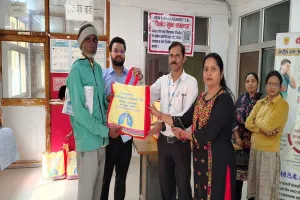 लखनऊ :  प्रदीप गंगवार का सफर जारी... 95 और टीबी मरीजों को लिया गोद