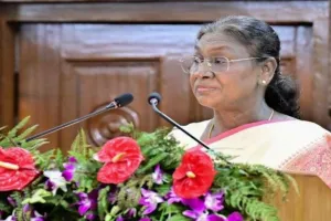 राष्ट्रपति मुर्मू का मथुरा दौरा : प्रशासन के लिए बंदर बने चुनौती, वन विभाग की टीम तैनात 