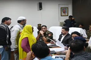 बाराबंकी: सम्पूर्ण समाधान दिवस में 72 प्रकरणों का मौके पर निस्तारण, जानिए क्या बोले डीएम 